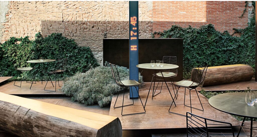 Leaf Table