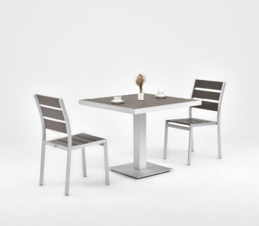 Outdoor Dining Table and 2 Chairs Wholesale Erica & Joe