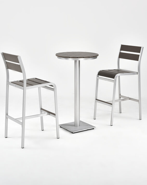 Rooftop Garden Round Bar Table and 2 Bartools Fay & Clair